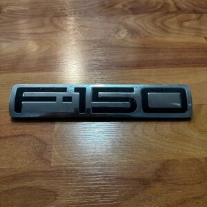 04-08 Ford F-150 Tailgate Script Logo 4L34-16B114-AB Nameplate Decal Emblem OEM